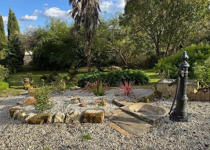 Maison De Charme Grézillac